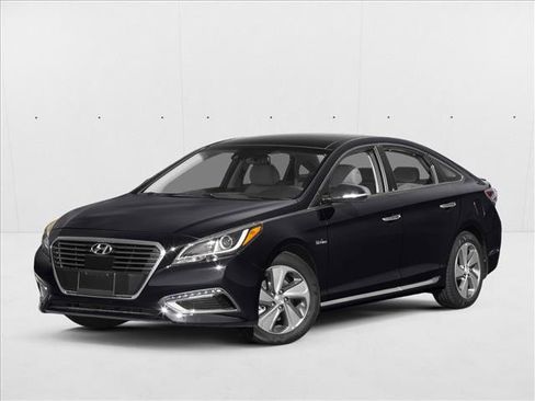 Used 2016 Hyundai Sonata Limited w/ Option Group 02 FWD image 1