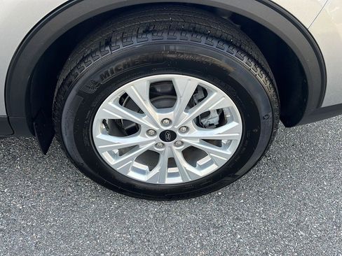 Certified 2024 Ford Escape Active image 38