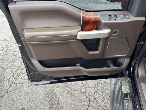 Used 2022 Ford F250 King Ranch w/ King Ranch Ultimate Package image 10