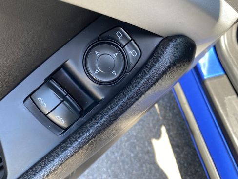 Used 2021 Chevrolet Camaro LT RWD image 19