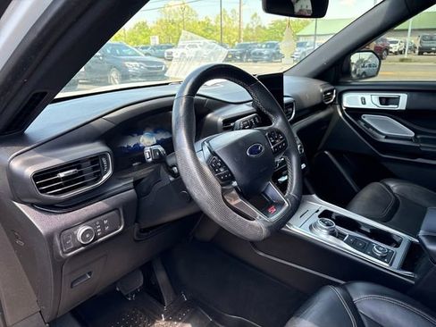 Used 2020 Ford Explorer ST w/ ST Street Pack AWD/4WD image 9