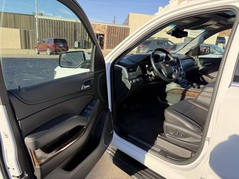 Used 2020 Chevrolet Tahoe LT image 15