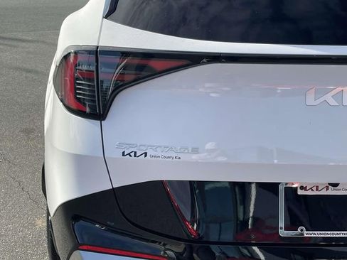 New 2026 Kia Sportage SX image 10
