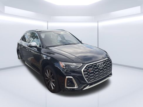 Used 2023 Audi SQ5 Premium Plus w/ Premium Plus Package AWD/4WD image 3