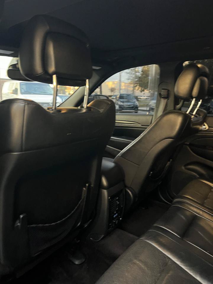 Used 2018 Jeep Grand Cherokee Limited w/ Luxury Group II RWD image 7