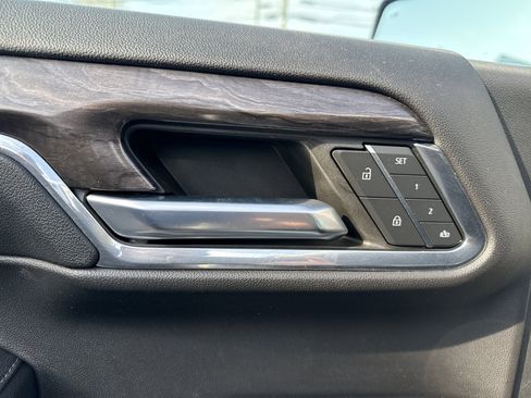 Used 2023 Chevrolet Silverado 1500 LTZ w/ LTZ Premium Package image 23