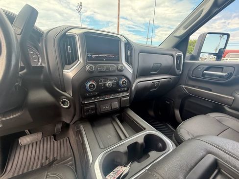 Used 2022 Chevrolet Silverado 3500 LTZ w/ LTZ Plus Package AWD/4WD image 15