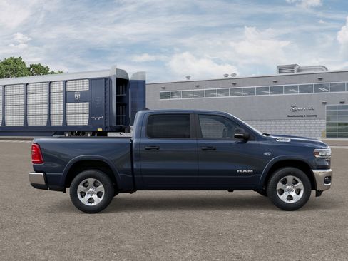 New 2026 RAM 1500 4x4 Crew Cab image 12
