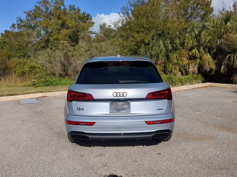 Certified 2023 Audi Q5 2.0T Premium Plus w/ Premium Plus Package image 5