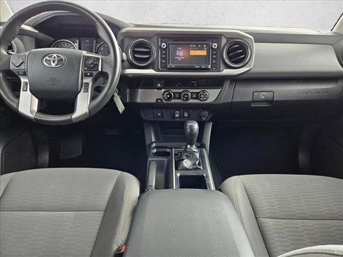 Used 2018 Toyota Tacoma SR5 image 16