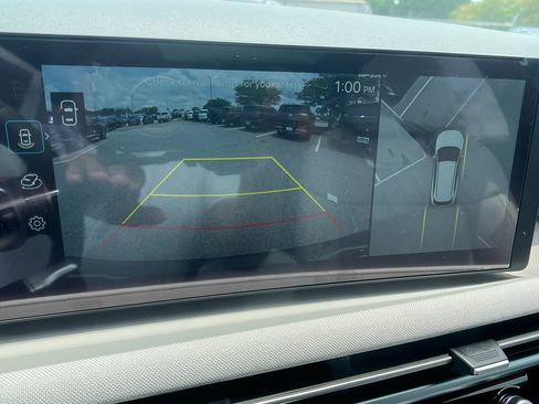 New 2025 Hyundai Tucson Limited image 32