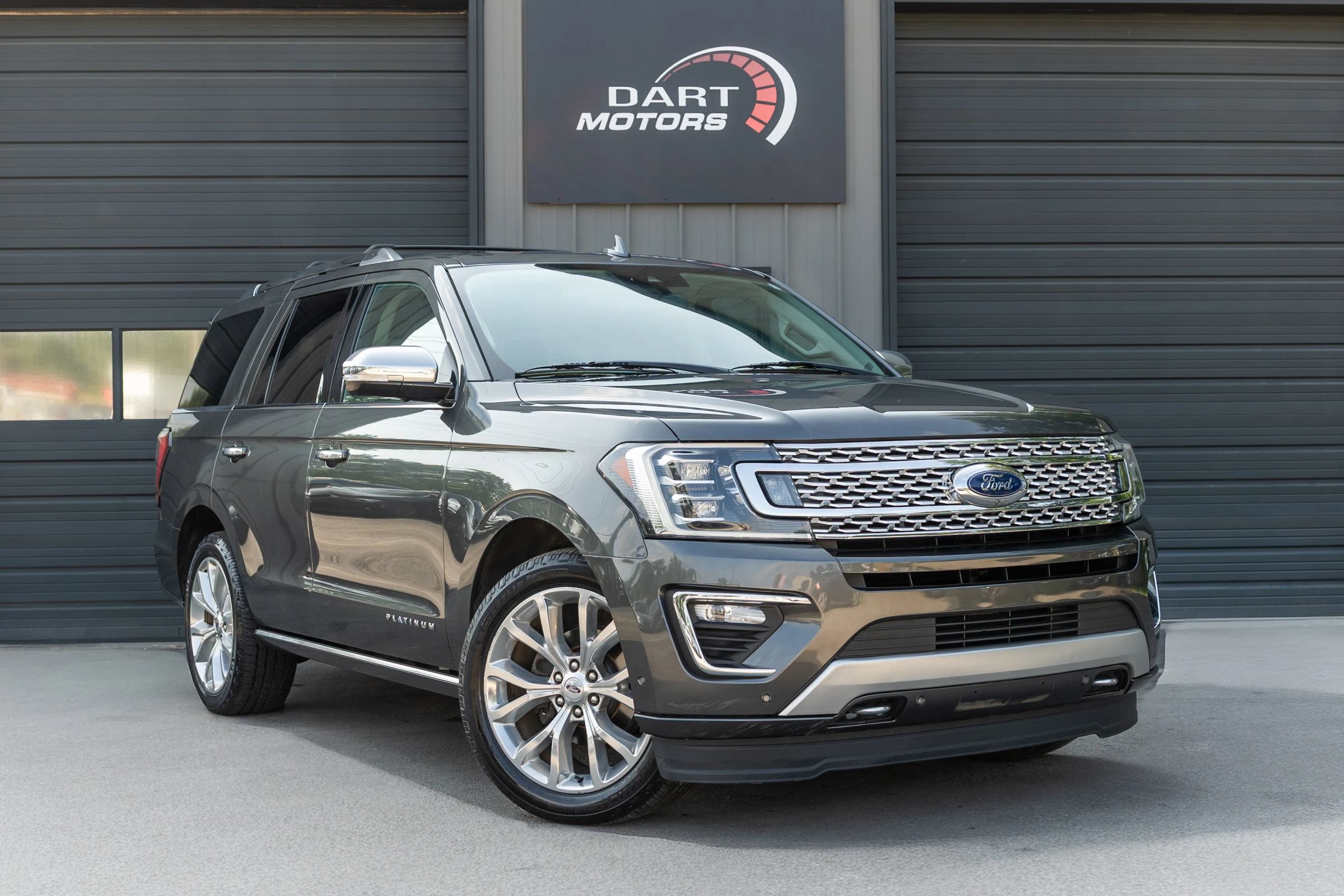 Used 2019 Ford Expedition Platinum AWD/4WD image 3