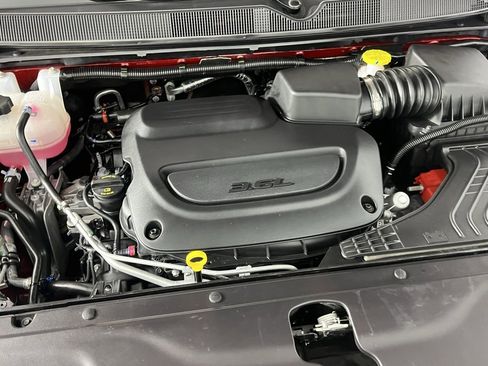 Certified 2025 Chrysler Pacifica Pinnacle image 37