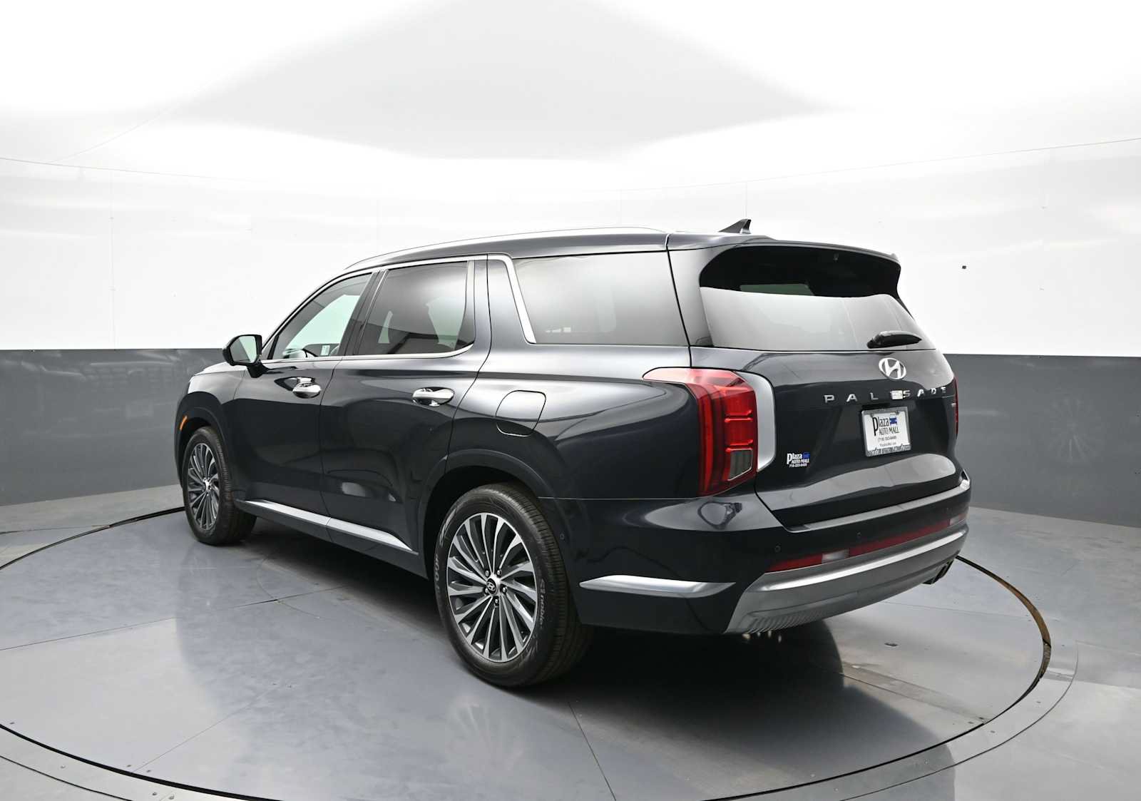 Used 2024 Hyundai Palisade Calligraphy AWD/4WD image 8