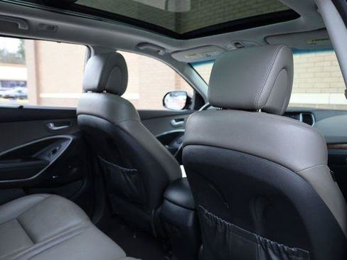 Used 2017 Hyundai Santa Fe FWD w/ SE Ultimate Tech Package 03 image 30
