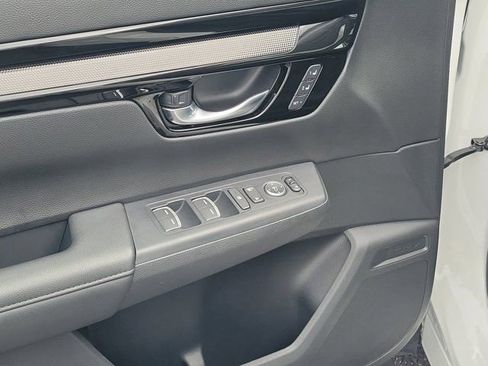 Used 2025 Honda CR-V EX-L image 18