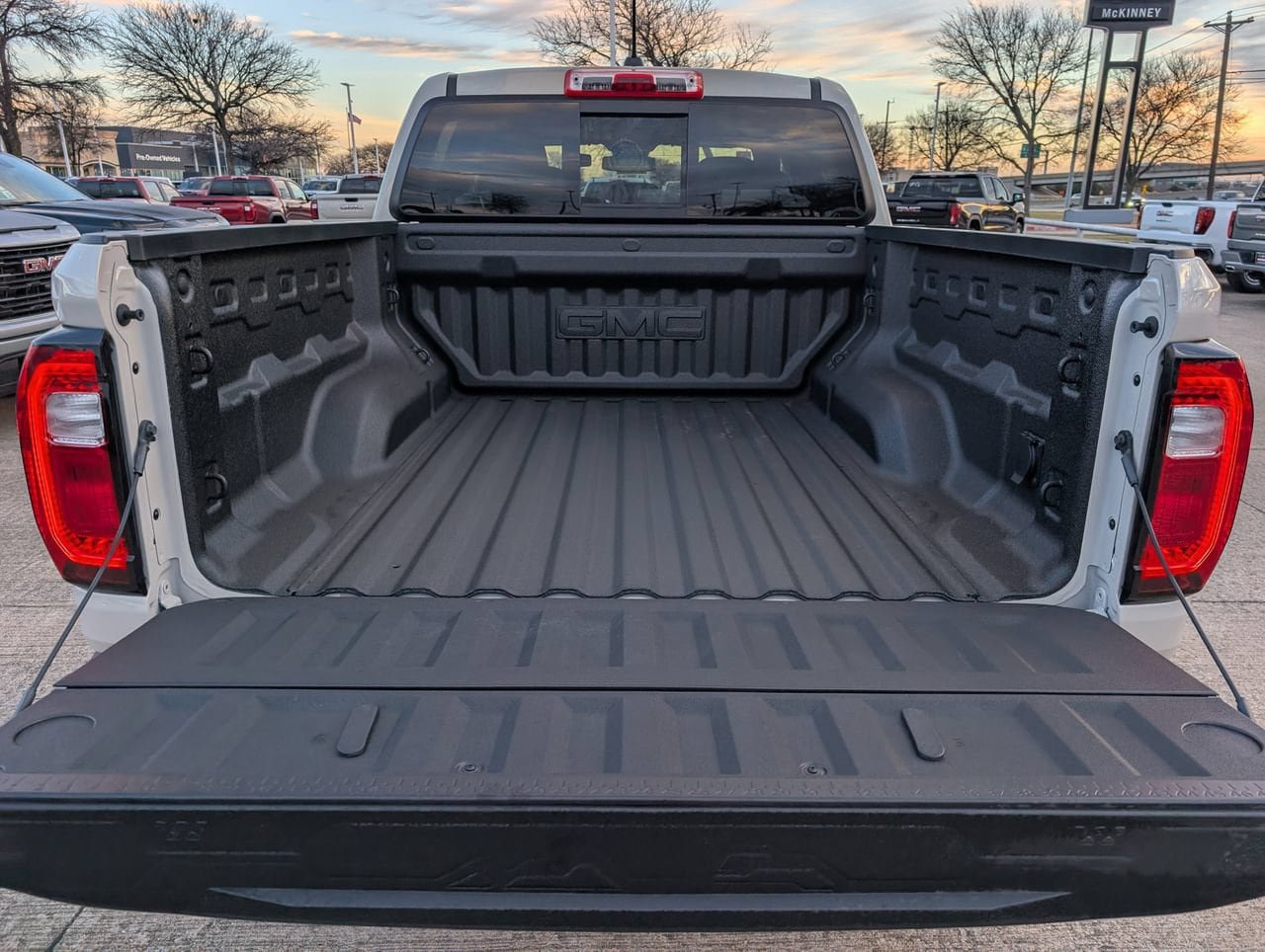 New 2026 GMC Canyon AT4X AWD/4WD image 21