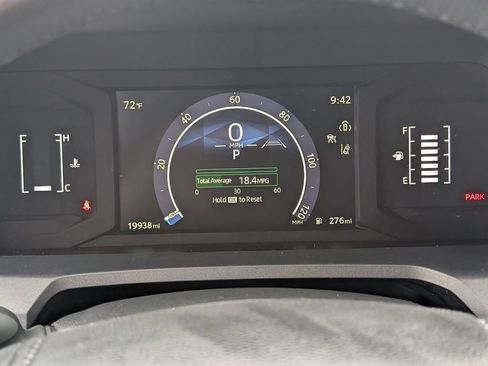 Used 2026 Toyota 4Runner SR5 AWD/4WD image 18