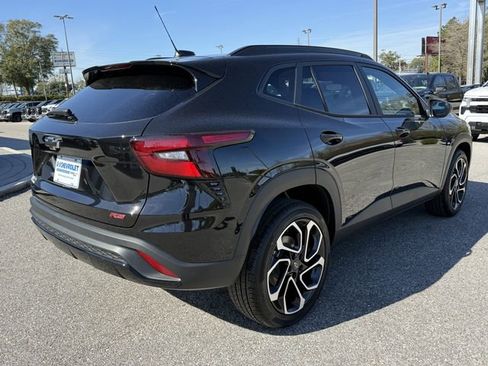 New 2026 Chevrolet Trax RS w/ Sunroof Package image 3