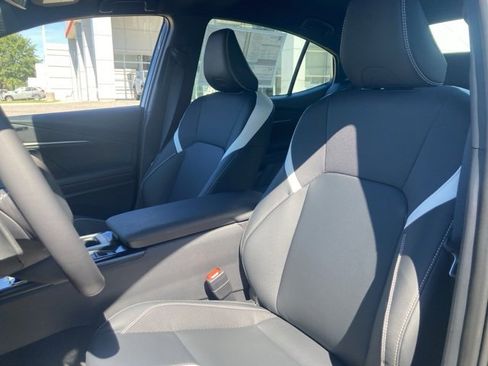 New 2025 Toyota Camry SE image 14