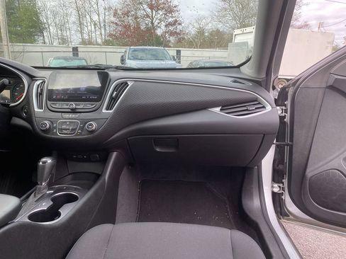 Used 2020 Chevrolet Malibu LS FWD image 28
