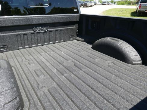 New 2026 Ford F250 Lariat w/ Black Appearance Package AWD/4WD image 6