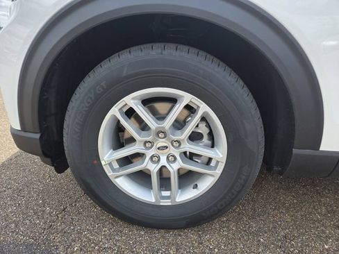 New 2026 Ford Explorer Active w/ Active Comfort Package RWD image 22