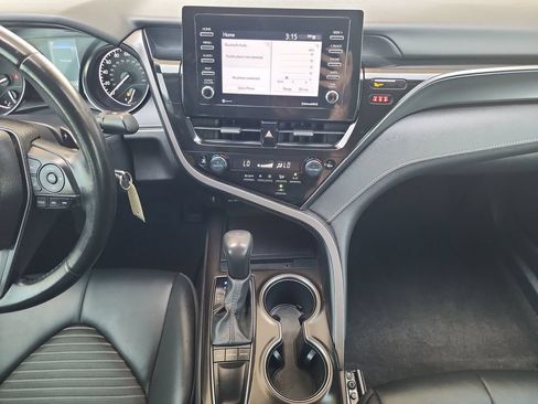 Used 2024 Toyota Camry SE FWD image 16