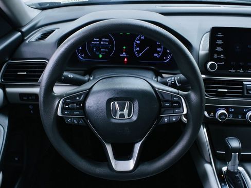 Used 2019 Honda Accord LX image 10
