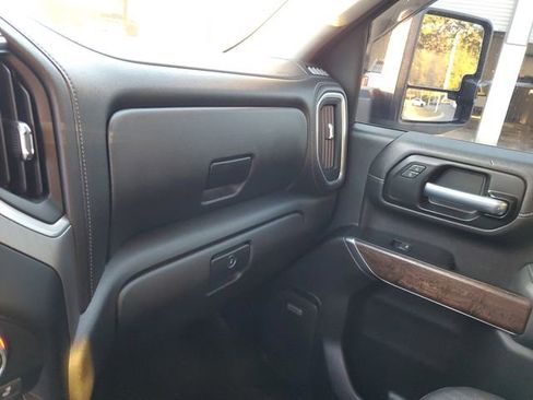 Used 2020 GMC Sierra 3500 Denali w/ Denali Ultimate Package image 27