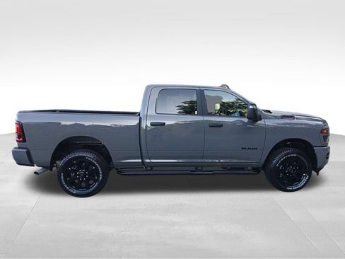 Used 2026 RAM 3500 Big Horn AWD/4WD image 6