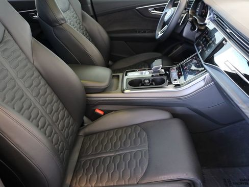 Used 2023 Audi RS Q8 AWD/4WD image 41