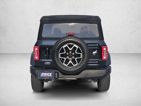 Used 2023 Ford Bronco Outer Banks AWD/4WD image 6