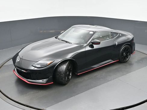 Used 2024 Nissan Z NISMO w/ Floor Mat Package image 28