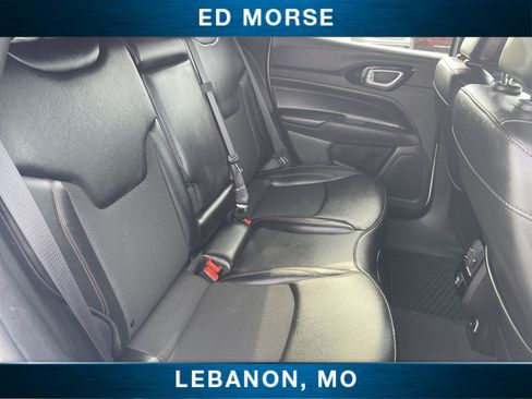 Used 2025 Jeep Compass Trailhawk AWD/4WD image 25