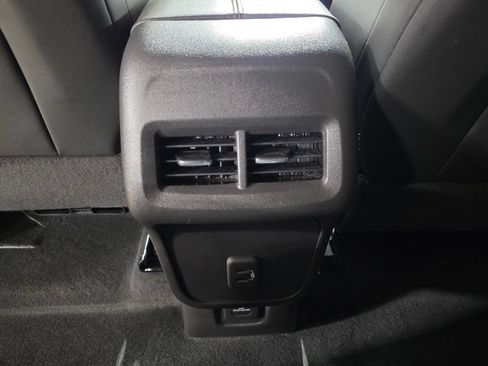 Used 2024 Chevrolet Equinox RS w/ RS Leather Package FWD image 16