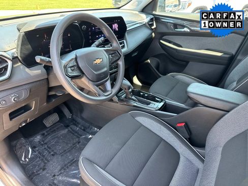 Used 2025 Chevrolet TrailBlazer LT image 23