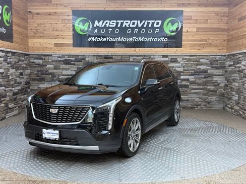 Used 2019 Cadillac XT4 Premium Luxury w/ Enhanced Visibility Package AWD/4WD image 4