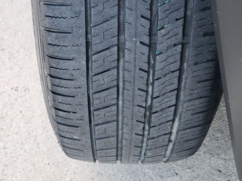 Used 2016 Jeep Renegade Latitude w/ Popular Equipment Group image 10