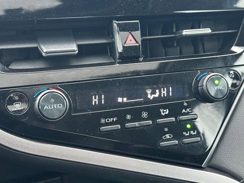 Used 2023 Toyota Camry XSE w/ Navigation Package image 17