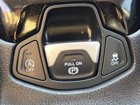 Used 2019 Jeep Compass Altitude image 29