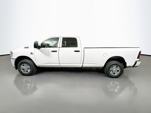 New 2026 RAM 2500 Tradesman w/ Chrome Appearance Group AWD/4WD image 4