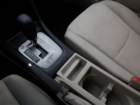 Used 2013 Subaru Impreza 2.0i Premium w/ All-Weather Pkg image 33