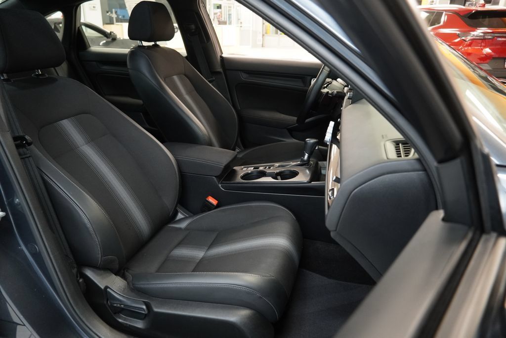 Used 2023 Honda Civic Sport image 30