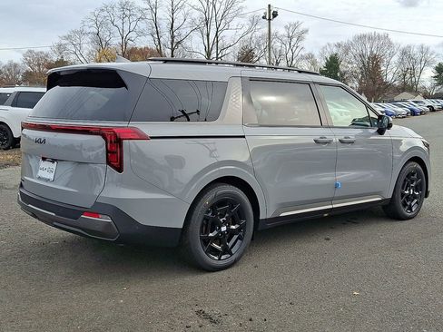 New 2026 Kia Carnival SX w/ SX Dark Edition Package image 4