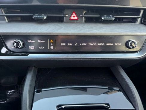 Used 2023 Kia Sportage X-Line image 26