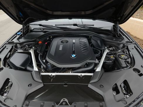 Used 2019 BMW 540i w/ Convenience Package image 25