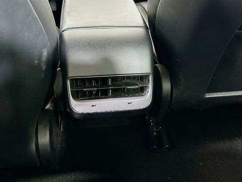 Used 2023 Tesla Model 3 Standard Range RWD image 27