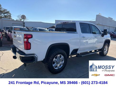 Used 2022 Chevrolet Silverado 2500 LTZ w/ LTZ Plus Package image 6