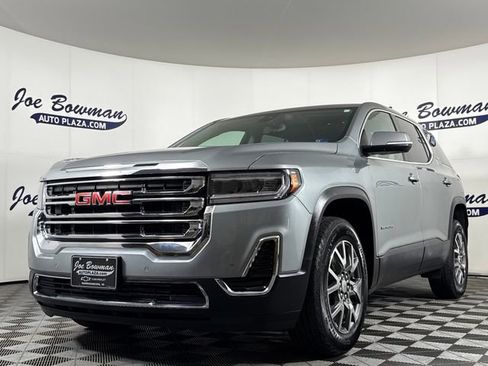 Used 2023 GMC Acadia SLE AWD/4WD image 2